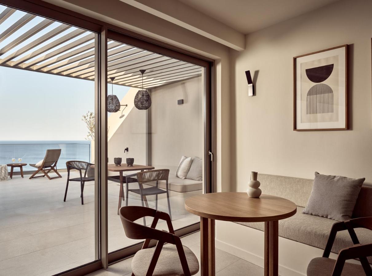 Yoma Cove Suites Volímai المظهر الخارجي الصورة